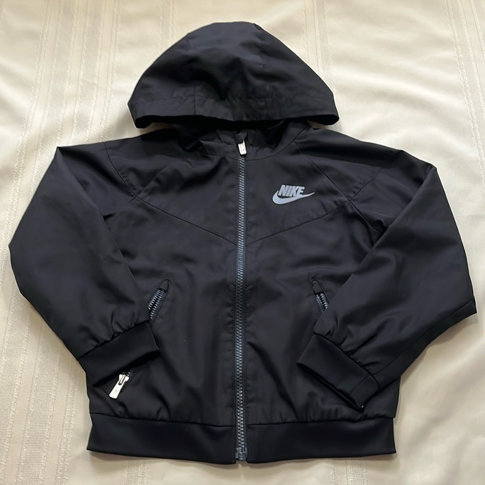 Nike Windrunner jacket Sz 4t EUC bundle to save